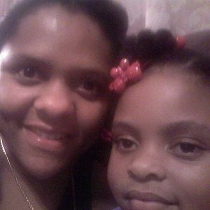 Meet your Posher, Debora